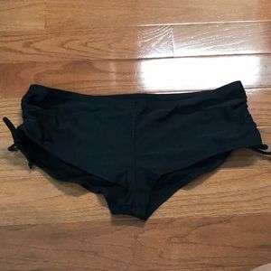 Boyshort swim bottom